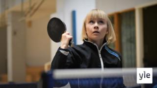 "Tässä sattui aika hyvä tuuri": Halvaantuminen pakotti Aino Tapolan löytämään uuden intohimon - nyt hän lähestyy maailmankärkeä parapingiksessä: 29.02.2020 00.01