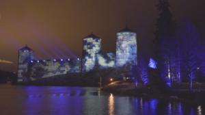 Yle Uutisluokka Triplet: Suomen maamerkkejä valaistiin itsenäisyyden juhlavuoden kunniaksi: 07.12.2017 11.51