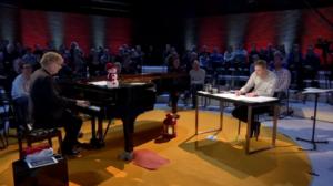 Tunteiden ilta: Tunteiden ilta 22.12.2017: Pinkit uimalasit: 22.12.2017 22.29