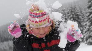 Yle Uutisluokka Triplet: Ovatko lumileikit katoavaa kansanperinnettä?: 05.01.2018 10.26