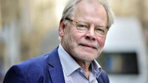 Yle Uutisluokka Triplet: Naiset elokuva-alalla kertovat professori Lauri Törhösen vuosia jatkuneesta ahdistelusta: 01.02.2018 10.35