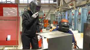 Yle Uutisluokka Triplet: Opo hylkäsi toimiston ja testasi koulun opintolinjat käytännössä: 21.02.2018 13.24