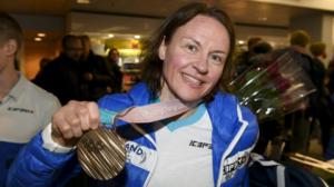 Korean olympialaiset: Naisleijonien pronssijoukkue saapui Suomeen: 23.02.2018 20.48