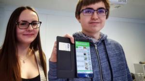 Yle Uutisluokka Triplet: Kouluruoka ei maistu – apua haetaan kännykkäsovelluksesta: 27.02.2018 09.44