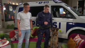 BUU-Jontti: Jontti blir jagad av polishund!: 29.03.2018 06.05