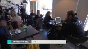 Yle Uutisluokka Triplet: Monelle nuorelle somen käytön vähentäminen on vaikeaa vaikka tahtoa olisi: 02.04.2018 18.22