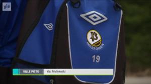 Yle Uutisluokka Triplet: 15-vuotiaat pojat keräsivät rahat kasaan ja pistivät pystyyn jalkapallojoukkueen: 20.04.2018 11.01