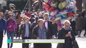 Yle Uutisluokka Triplet: Syntyvyyden lasku uhkaa suomalaisten tulevia eläkkeitä: 02.05.2018 10.54