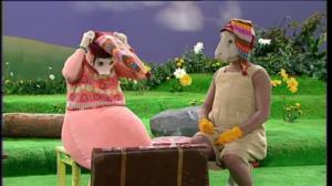 Isa-possu akrobaattina (S): 19.09.2018 10.26