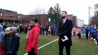 Lokalt live: Landslagskapten Tim Sparv inviger fotbollsplan i Vasa: 06.11.2018 09.41