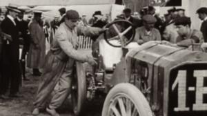 1906 Ensimmäinen Grand Prix: 19.01.2019 16.07