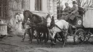 1914 Ambulanssit saapuvat rintamalle: 24.01.2019 17.20