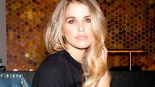 Vogue Williams: Netin seksiuhat (12) (12): 10.06.2019 06.00