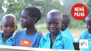10-vuotias Baraka käy koulua 9 tuntia usein ilman ruokaa: 12.11.2020 10.20