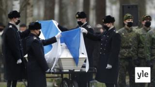 Viimeinen Mannerheim-ristin ritari Tuomas Gerdt saatettiin haudan lepoon : 30.11.2020 11.25