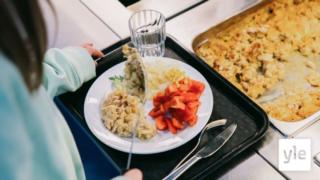 Satojen lasten koulupäivä alkaa Joensuussa lounaalla – miten ruoka maistuu lapsille heti aamusta?: 26.08.2021 09.52