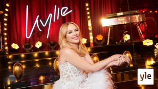 Kylie Minoguen salainen ilta: 01.08.2020 06.00