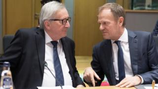 Donald Tuskin ja Jean-Claude Junckerin lehdistötilaisuus: 22.03.2019 02.00