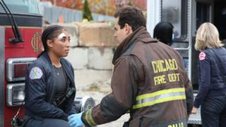 Chicago Fire (12) - That Kind of Heat