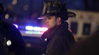 Chicago Fire (12) - A Heavy Weight