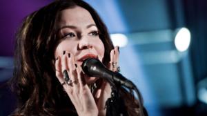 Rauhassa: Rauhassa - Jenni Vartiainen