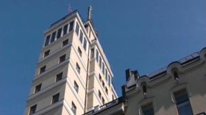 Tosi tarina: Torni