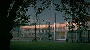 Kirjallisuus kaltereiden takana