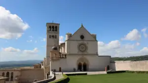 Tatu Vaaskiven matkassa Italiassa: Pyhimystarujen Assisi