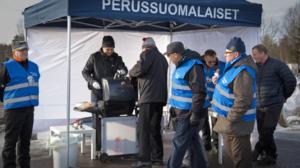 Yle Uutisluokka Triplet: Puolueet metsästävät kuntavaaliehdokkaita ahnaasti