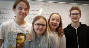 Yle Uutisluokka Triplet: Pisa-tutkimus: 15-vuotiaat pojat erittäin tyytyväisiä elämäänsä
