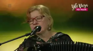 Vår Musik - video: Minikonsert - Maria Kalaniemi & Eero Grundström