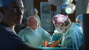 Holby Cityn sairaala (12): 16.12.2015 18.00