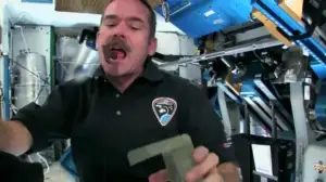 VICE: Deep Space Robot Gardeners: 09.03.2016 08.00