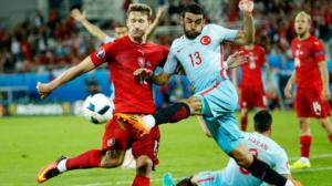 Jalkapallon EURO 2016: CZE - TUR: 21.06.2016 21.50