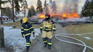 Poliisin tiedotustilaisuus Rautjärven paloista