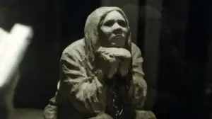 Pimeä historia