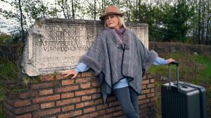 Joanna Lumley: Euroopan metropolit