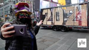Vuosi vaihtuu maailmalla - katso kuinka vuosi vaihtuu New Yorkissa: 01.01.2021 07.14