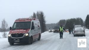 Poliisioperaatio Virroilla pitkittyy – liikenne katkaistu pitkältä matkalta: 21.01.2021 12.29
