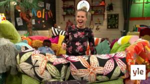 Malin bygger kuddslott: 09.05.2021 16.50