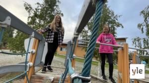 Kouluvuosi käynnistyy: seuraamme ensimmäistä kouluaamua Karvion koululla: 10.08.2021 08.56