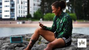Roosa Ariyo jätti Suomen ja hyväksyi monikulttuurisen identiteettinsä: 04.09.2021 00.01