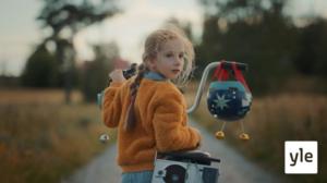 Isäni on alien!: 27.12.2021 06.00