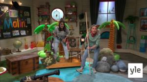 Malin och Tika leker pirater: 28.02.2022 18.30