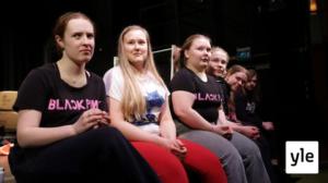 Nuorten teatteriesitys pohtii vastuullista kuluttamisen : 05.04.2022 11.32