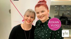 Näyttelijä Sonja Pajunoja ei luovu käsityöpussukastaan: 04.10.2019 10.08