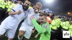 Svenska Yle live: Fotbollshjältarna intar Medborgartorget - vi följer med när publiken tar emot Finlands herrlandslag i fotboll i Helsingfors: 19.11.2019 20.53