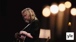 Yle Olohuone: Kaikki kotona live: 20.03.2020 21.00