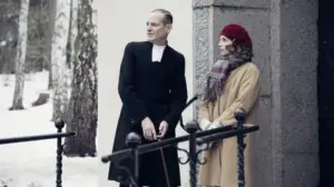 Maria Lang: Murhenäytelmä hautausmaalla (12): 18.12.2017 22.00