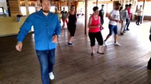 Lokalt live: Hur mycket groove i höften har linedansarna på Kilen?  : 26.05.2018 15.07